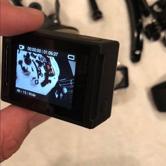 Go-pro Hero 4 silver. Great condition - Picture 3 of 8